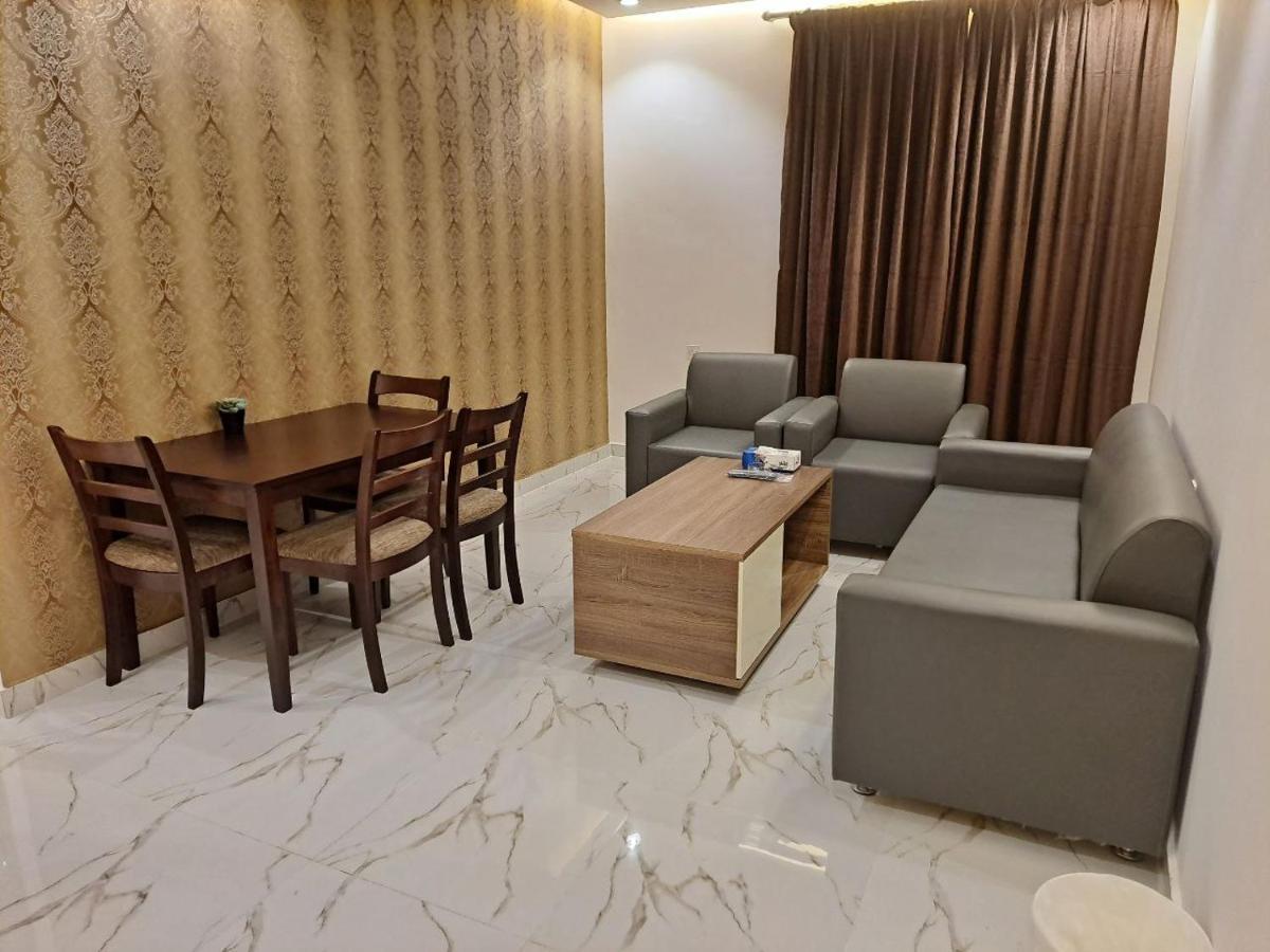 Aparthotel Golden Dahlia Fintas Kuwait City Exterior foto