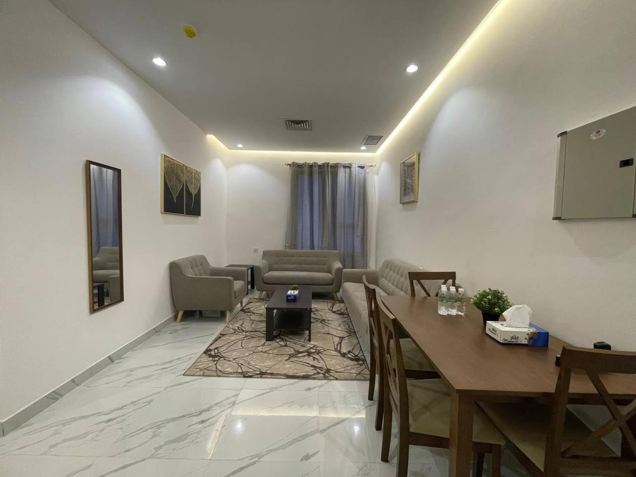 Aparthotel Golden Dahlia Fintas Kuwait City Exterior foto