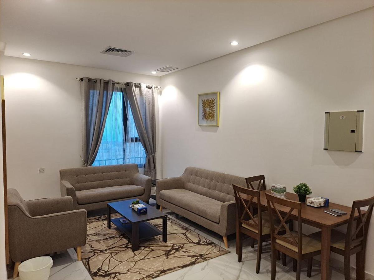 Aparthotel Golden Dahlia Fintas Kuwait City Exterior foto