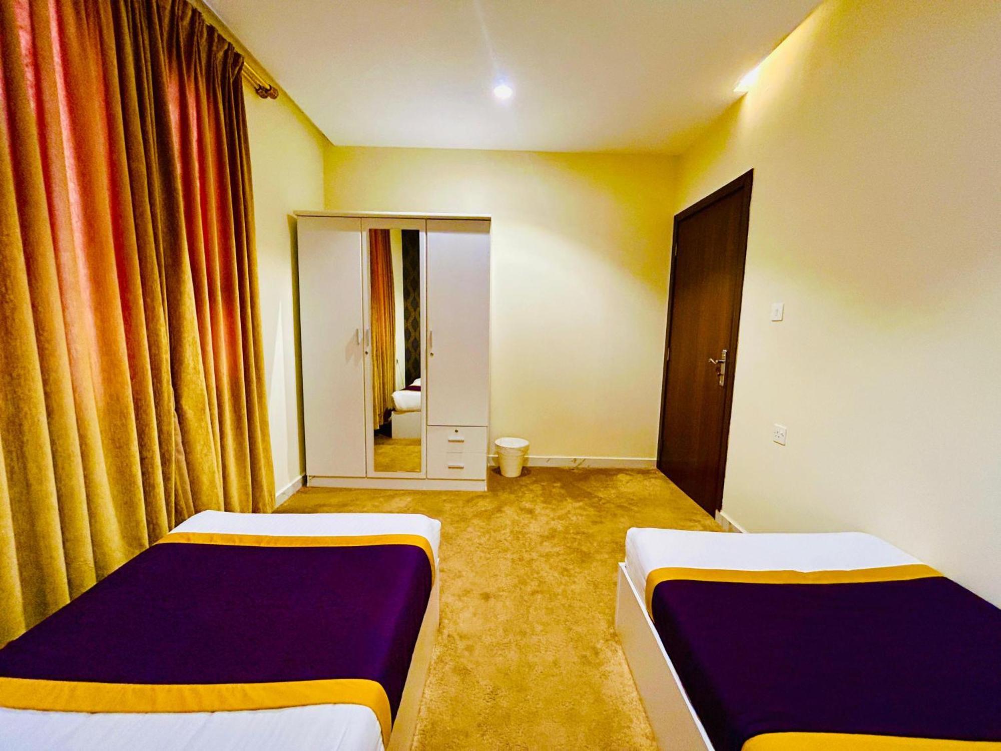 Aparthotel Golden Dahlia Fintas Kuwait City Exterior foto
