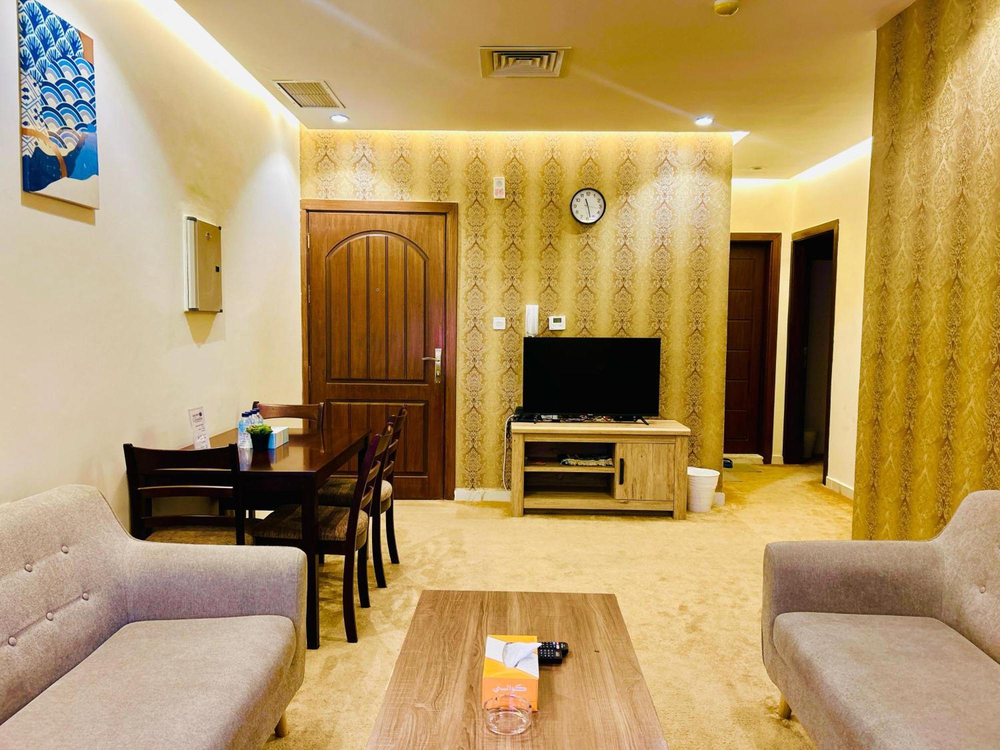 Aparthotel Golden Dahlia Fintas Kuwait City Exterior foto