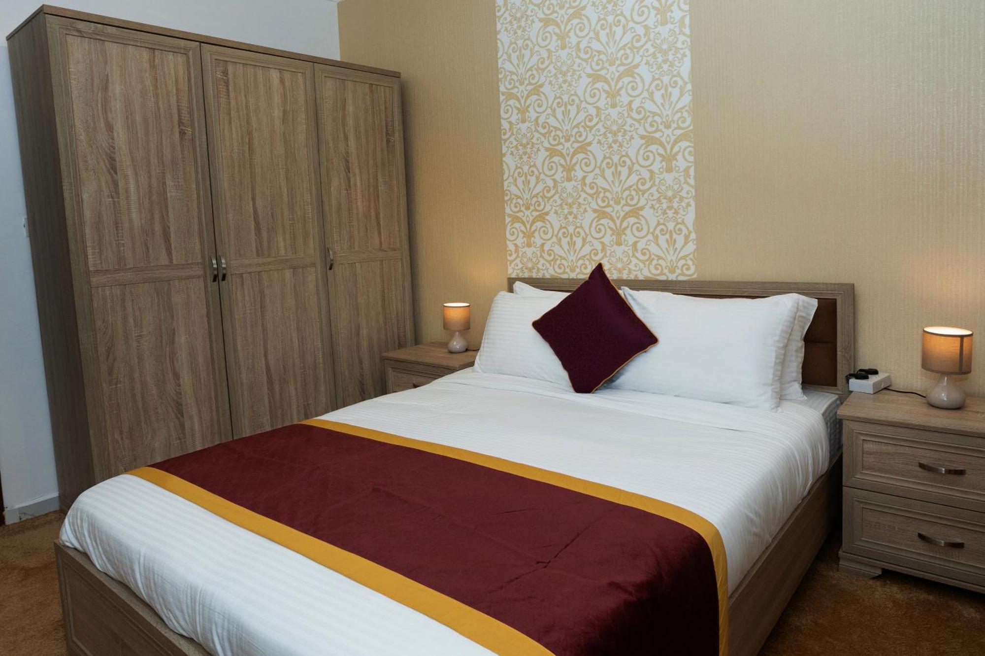 Aparthotel Golden Dahlia Fintas Kuwait City Exterior foto