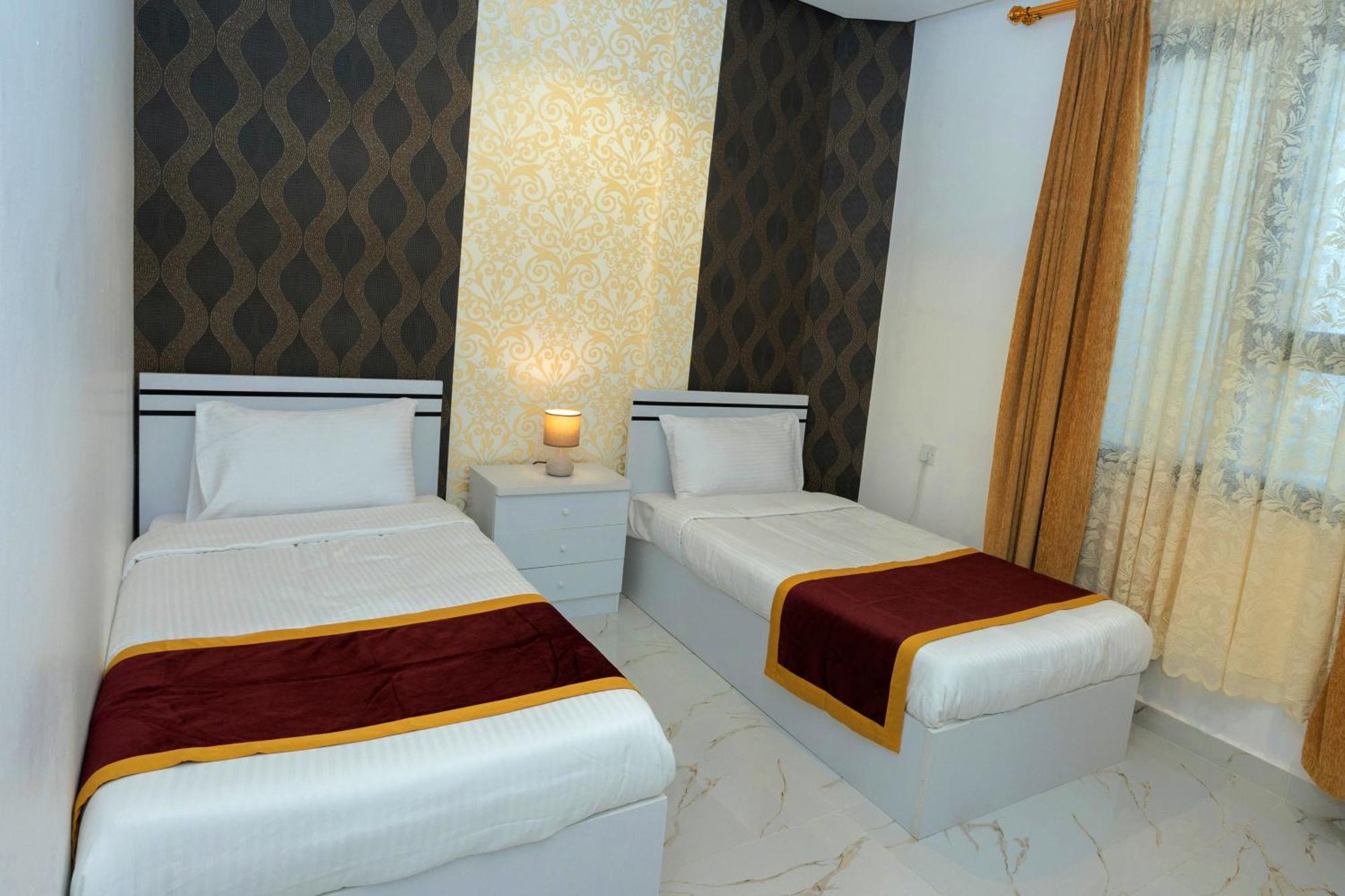 Aparthotel Golden Dahlia Fintas Kuwait City Exterior foto